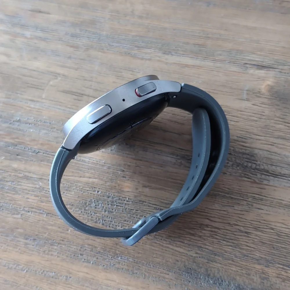 Samsung Galaxy Watch 5 Pro Gray Titanium Premium Fitness Style
